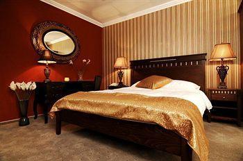 Boutique Monaco Bucureşti