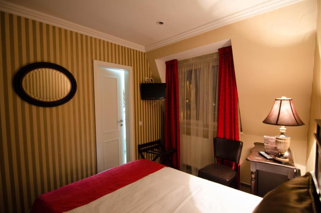 Boutique Monaco Hotel 4*