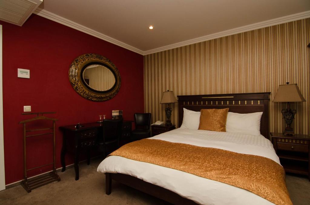 Hotel Boutique Monaco 4*
